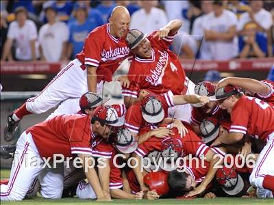 Thumbnail 2 in Agoura vs. Lakewood (D1 Section Final) photogallery.