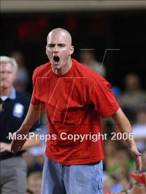 Thumbnail 3 in Agoura vs. Lakewood (D1 Section Final) photogallery.