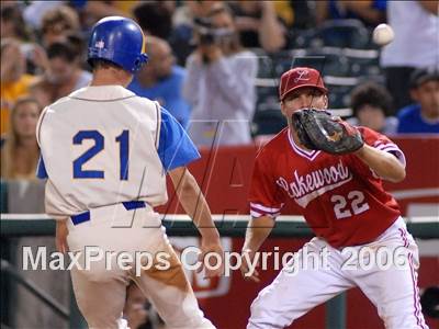 Thumbnail 1 in Agoura vs. Lakewood (D1 Section Final) photogallery.