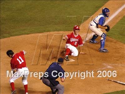 Thumbnail 1 in Agoura vs. Lakewood (D1 Section Final) photogallery.