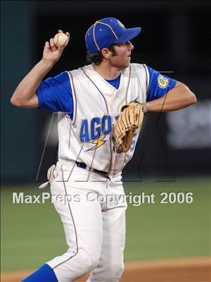 Thumbnail 1 in Agoura vs. Lakewood (D1 Section Final) photogallery.