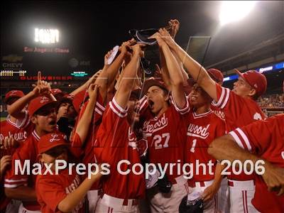Thumbnail 3 in Agoura vs. Lakewood (D1 Section Final) photogallery.