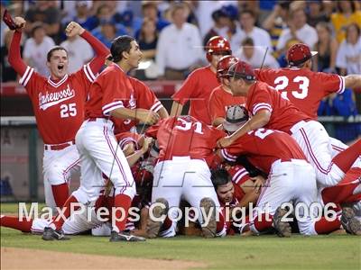 Thumbnail 1 in Agoura vs. Lakewood (D1 Section Final) photogallery.