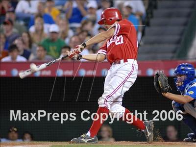 Thumbnail 2 in Agoura vs. Lakewood (D1 Section Final) photogallery.