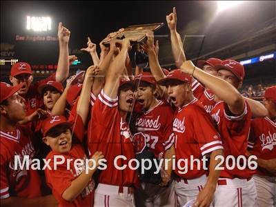 Thumbnail 2 in Agoura vs. Lakewood (D1 Section Final) photogallery.