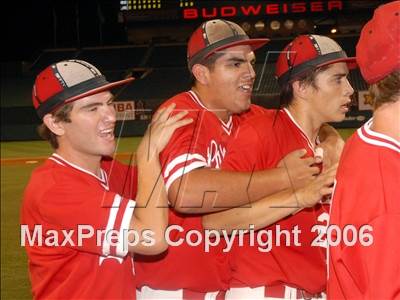 Thumbnail 3 in Agoura vs. Lakewood (D1 Section Final) photogallery.