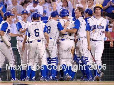 Thumbnail 2 in Agoura vs. Lakewood (D1 Section Final) photogallery.