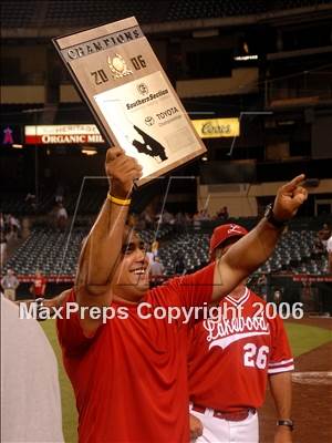 Thumbnail 1 in Agoura vs. Lakewood (D1 Section Final) photogallery.