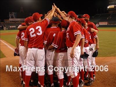 Thumbnail 3 in Agoura vs. Lakewood (D1 Section Final) photogallery.