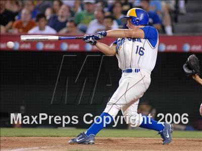 Thumbnail 2 in Agoura vs. Lakewood (D1 Section Final) photogallery.