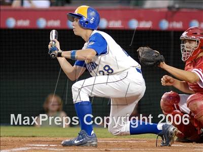 Thumbnail 1 in Agoura vs. Lakewood (D1 Section Final) photogallery.
