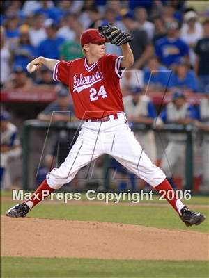 Thumbnail 2 in Agoura vs. Lakewood (D1 Section Final) photogallery.