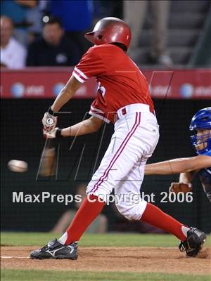 Thumbnail 3 in Agoura vs. Lakewood (D1 Section Final) photogallery.