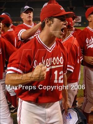 Thumbnail 1 in Agoura vs. Lakewood (D1 Section Final) photogallery.