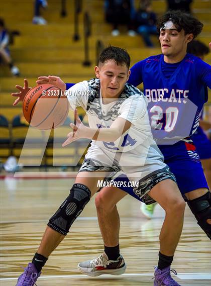 Thumbnail 2 in McCurdy vs. Questa (Northern Rio Grande Tournament) photogallery.