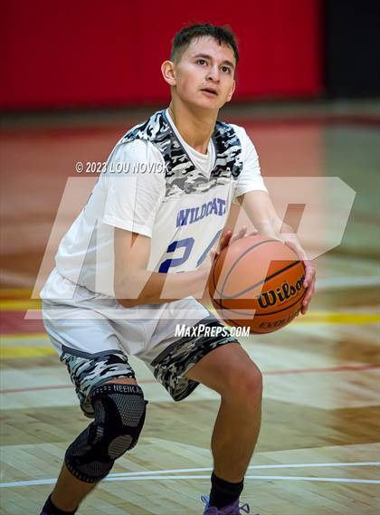Thumbnail 2 in McCurdy vs. Questa (Northern Rio Grande Tournament) photogallery.