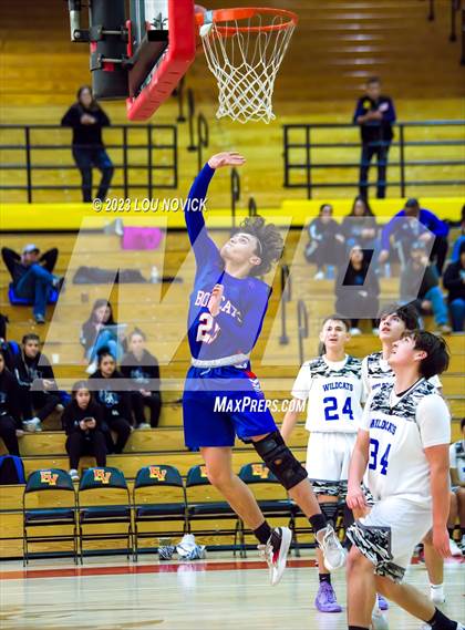 Thumbnail 1 in McCurdy vs. Questa (Northern Rio Grande Tournament) photogallery.