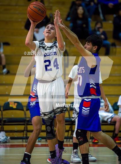 Thumbnail 2 in McCurdy vs. Questa (Northern Rio Grande Tournament) photogallery.