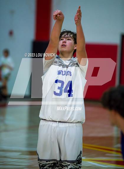 Thumbnail 2 in McCurdy vs. Questa (Northern Rio Grande Tournament) photogallery.