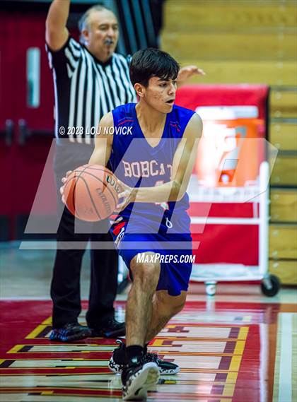 Thumbnail 3 in McCurdy vs. Questa (Northern Rio Grande Tournament) photogallery.