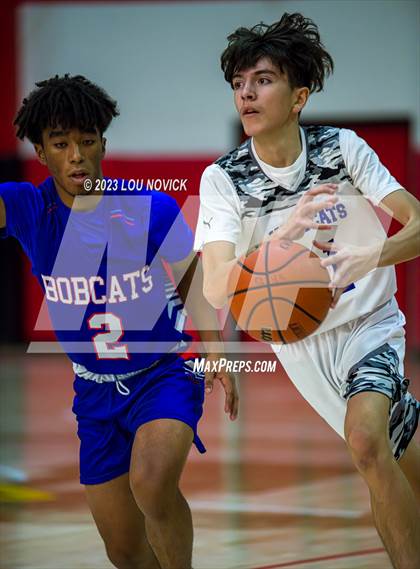 Thumbnail 3 in McCurdy vs. Questa (Northern Rio Grande Tournament) photogallery.