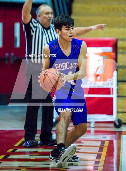 Thumbnail 2 in McCurdy vs. Questa (Northern Rio Grande Tournament) photogallery.