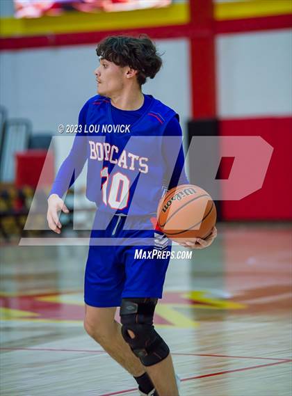 Thumbnail 3 in McCurdy vs. Questa (Northern Rio Grande Tournament) photogallery.