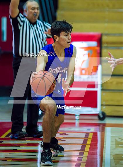 Thumbnail 1 in McCurdy vs. Questa (Northern Rio Grande Tournament) photogallery.