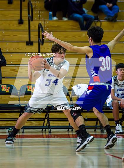 Thumbnail 3 in McCurdy vs. Questa (Northern Rio Grande Tournament) photogallery.
