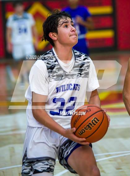 Thumbnail 2 in McCurdy vs. Questa (Northern Rio Grande Tournament) photogallery.