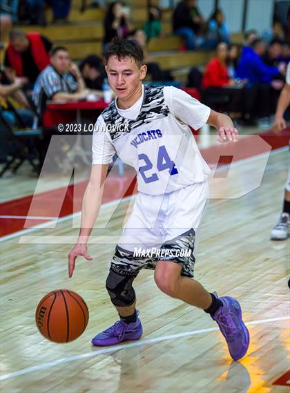 Thumbnail 2 in McCurdy vs. Questa (Northern Rio Grande Tournament) photogallery.