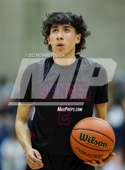 Thumbnail 1 in Sanger @ Clovis East photogallery.