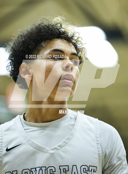 Thumbnail 1 in Sanger @ Clovis East photogallery.