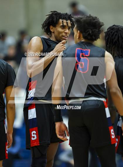 Thumbnail 1 in Sanger @ Clovis East photogallery.