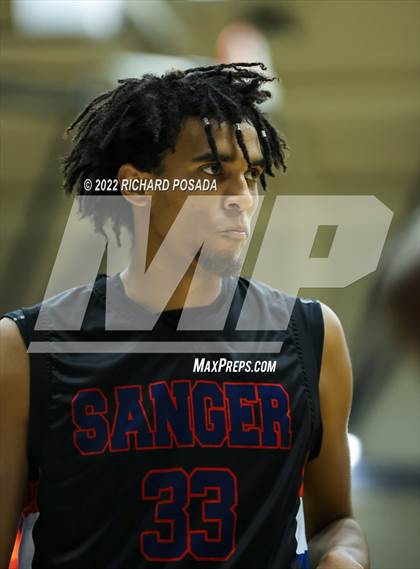 Thumbnail 1 in Sanger @ Clovis East photogallery.