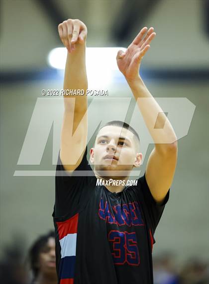 Thumbnail 3 in Sanger @ Clovis East photogallery.