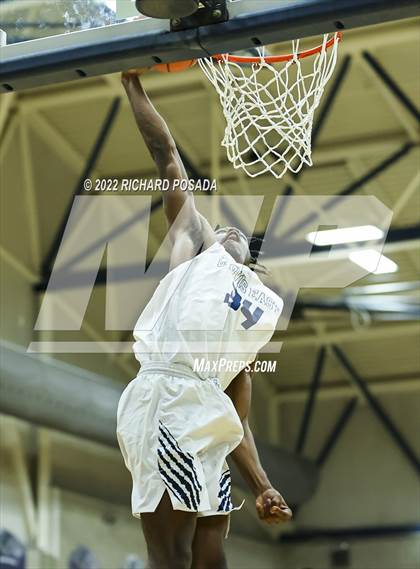 Thumbnail 1 in Sanger @ Clovis East photogallery.