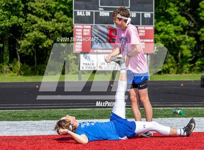 Thumbnail 2 in IHSAA East Central Track & Field Sectional photogallery.