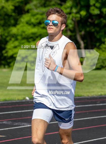 Thumbnail 3 in IHSAA East Central Track & Field Sectional photogallery.