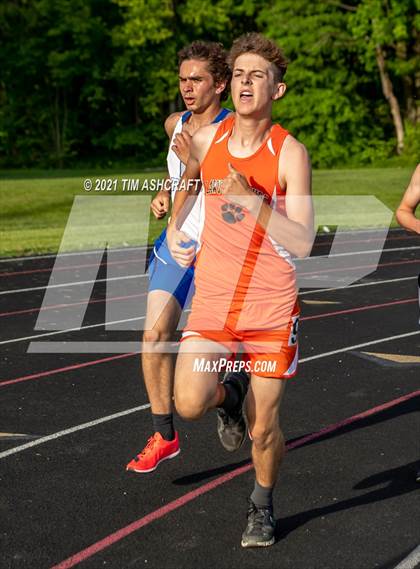 Thumbnail 3 in IHSAA East Central Track & Field Sectional photogallery.