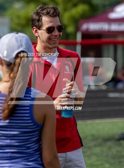 Thumbnail 3 in IHSAA East Central Track & Field Sectional photogallery.