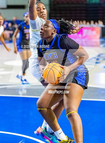 Thumbnail 2 in North Myrtle Beach vs Berkeley (SCHSL 5A Div 2 Semifinal) photogallery.