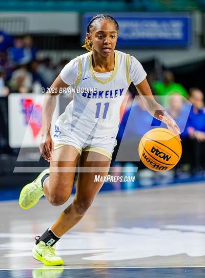 Thumbnail 1 in North Myrtle Beach vs Berkeley (SCHSL 5A Div 2 Semifinal) photogallery.