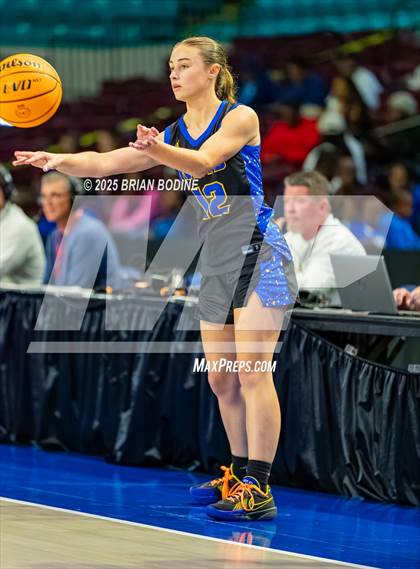 Thumbnail 1 in North Myrtle Beach vs Berkeley (SCHSL 5A Div 2 Semifinal) photogallery.