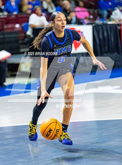 Thumbnail 3 in North Myrtle Beach vs Berkeley (SCHSL 5A Div 2 Semifinal) photogallery.