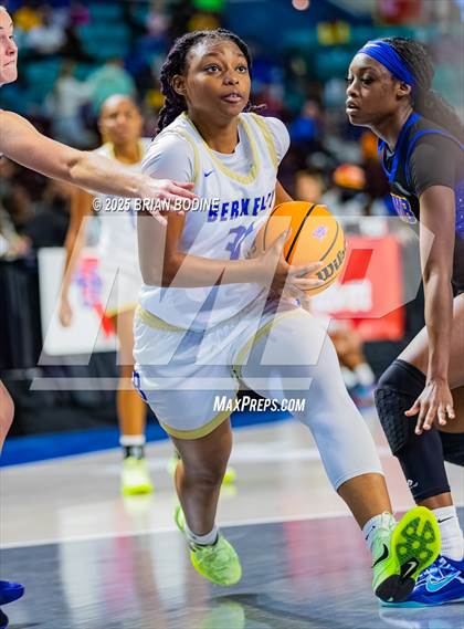 Thumbnail 1 in North Myrtle Beach vs Berkeley (SCHSL 5A Div 2 Semifinal) photogallery.
