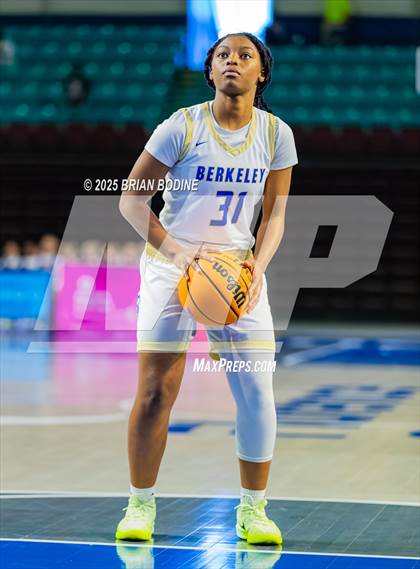 Thumbnail 1 in North Myrtle Beach vs Berkeley (SCHSL 5A Div 2 Semifinal) photogallery.