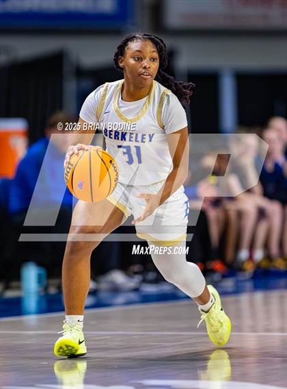 Thumbnail 3 in North Myrtle Beach vs Berkeley (SCHSL 5A Div 2 Semifinal) photogallery.