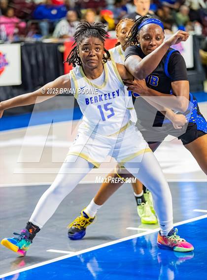 Thumbnail 3 in North Myrtle Beach vs Berkeley (SCHSL 5A Div 2 Semifinal) photogallery.
