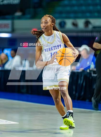 Thumbnail 3 in North Myrtle Beach vs Berkeley (SCHSL 5A Div 2 Semifinal) photogallery.